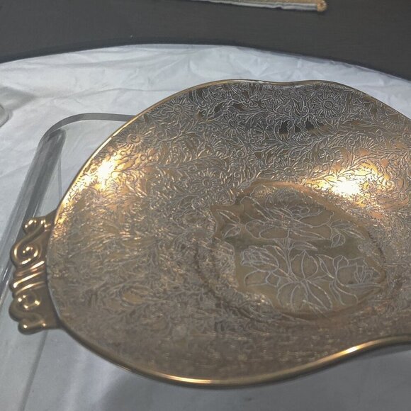 Gold over silver tray top, glass on bottom. Vintage serving tray for bon-bons. - Picture 6 of 6